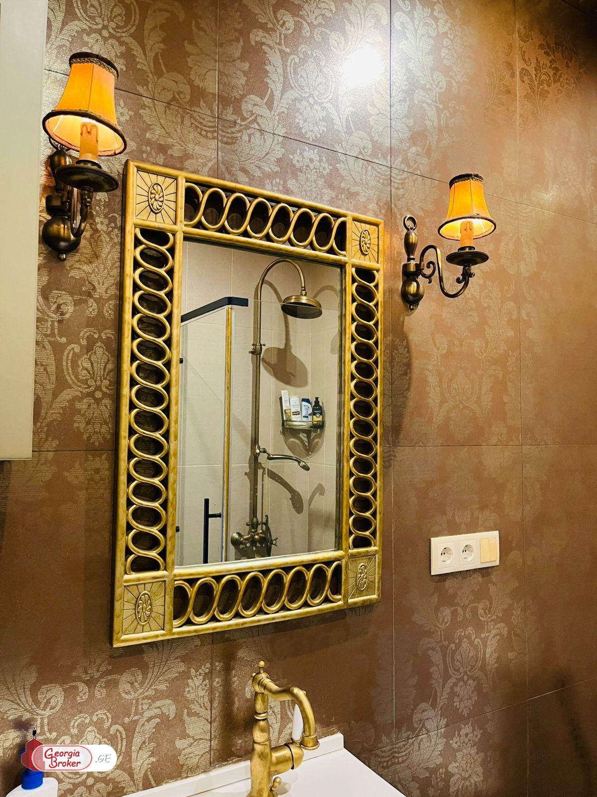 продается квартира с новым ремонтом 3-комнаты